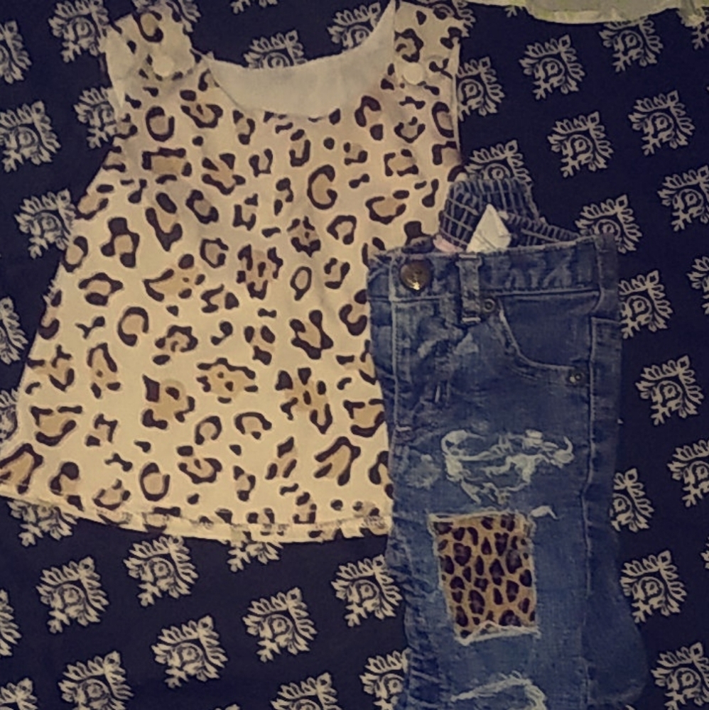 0-3 months outfits mostly namebrand wore 1x